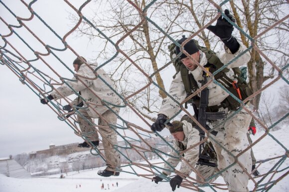   Estonian volunteers "Kaitseliit" are formed 