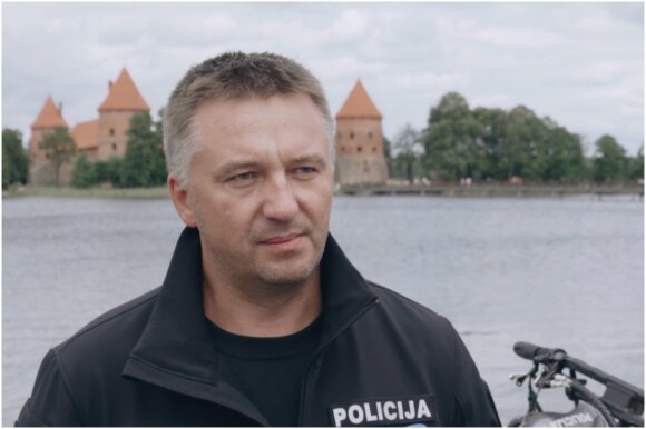 Chief of the Trakai Sigitas Šemis District Police Commissioner 