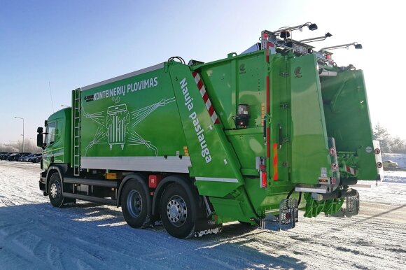 Garbage truck