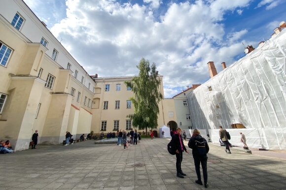 Paviešino naujausią aukštųjų mokyklų reitingą: tarp pirmos ir antros vietos – ryškus atotrūkis