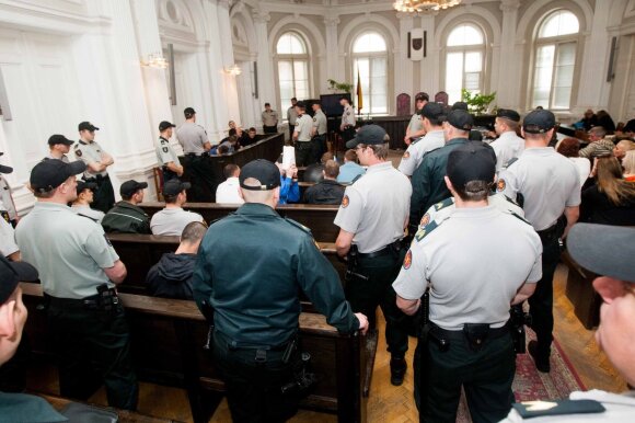 <span style="color: #0000ff;">Prekyba teisingumu:</span> kyšis, už kurį teisėjas turėjo nusilenkti iš policijos į gaujas įsišliejusiam nusikaltėliui
