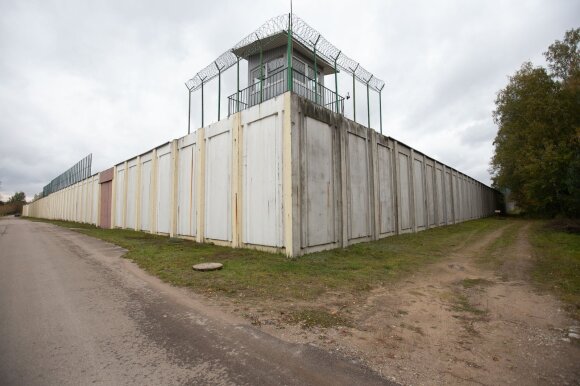Migrants have rebelled against prison guards: fears of riots