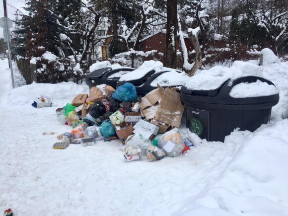 Vilnius residents are drowning not only in the hemispheres, but also in garbage - no one has come for a week