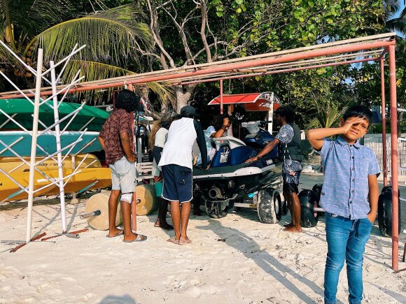 Popular water entertainment in the Maldives cost the journalist more than the trip itself