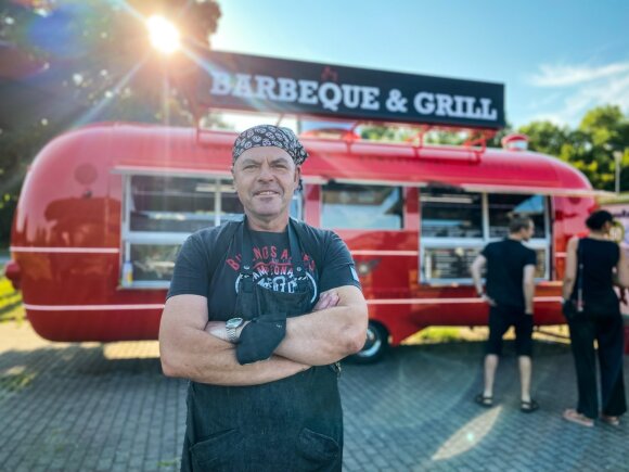 Food cart in Klaipeda