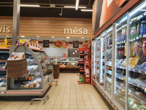 В Вильнюсе в магазине Hyper Rimi уборщица обнаружила мертвую продавщицу