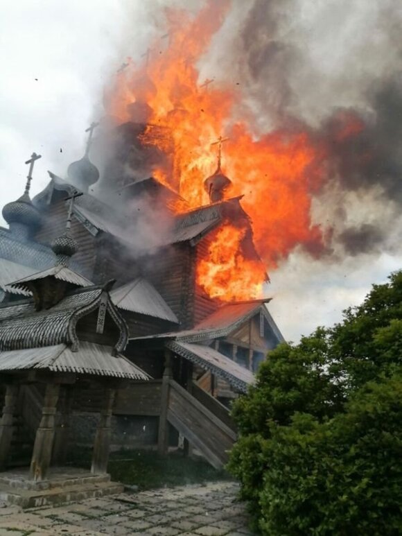 Sviatogorsko lauros Visų Šventųjų sketės sunaikinimas