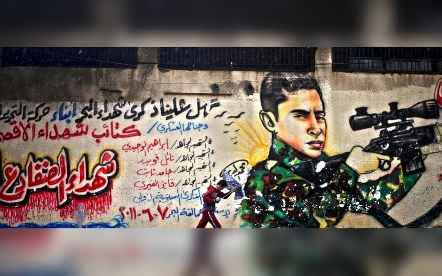 ES moka atlyginimus neegzistuojantiems darbuotojams Palestinoje