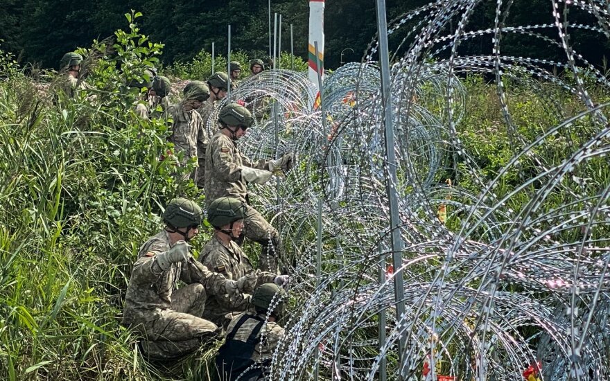 Lithuania and Poland to seek EU funding for border fence