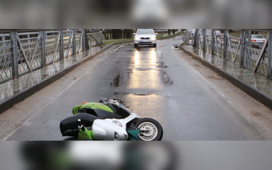 Motorolerio avarija Šilutėje