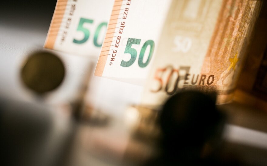 Some 27 pct of Lithuanians get a pay rise in recent months - Delfi/Spinter poll