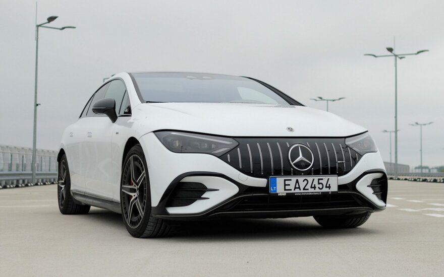 Naujo „Mercedes-Benz EQE“ elektromobilio testas: ar jis pakeis klasikinę E klasę?