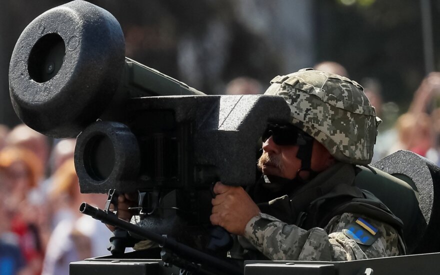 Žiniasklaida: JAV sutarė su Baltijos šalimis Ukrainai perduoti ypač reikalingą ginkluotę