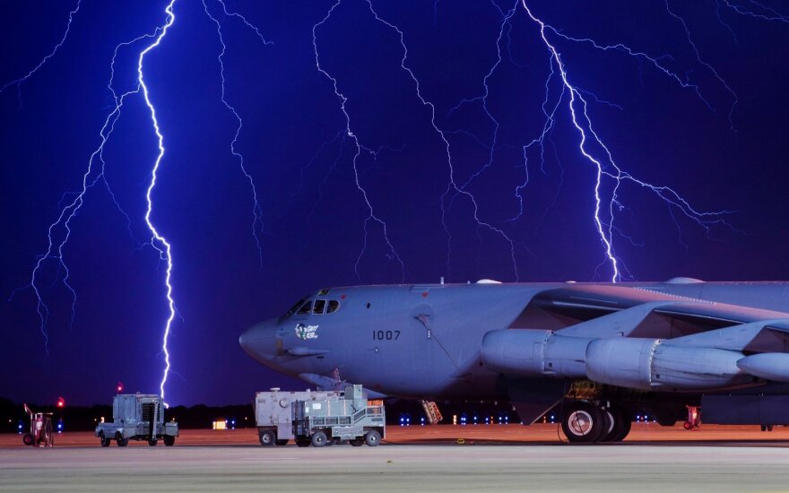 Bombonešis „B-52H Stratofortress“