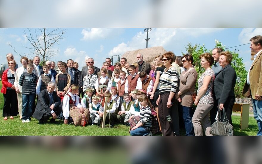 Seinijoje - poezijos skaitymai ir renginiai J.Marcinkevičiui atminti