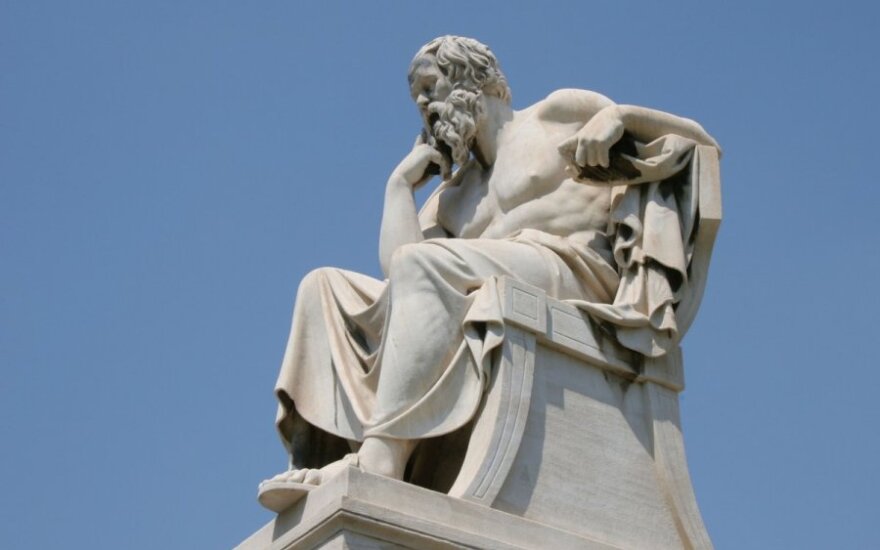 Filosofo sokrato statula