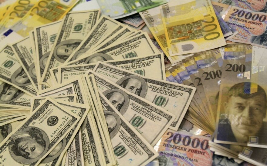 Stronger dollar good and bad news for Lithuania’s exporters