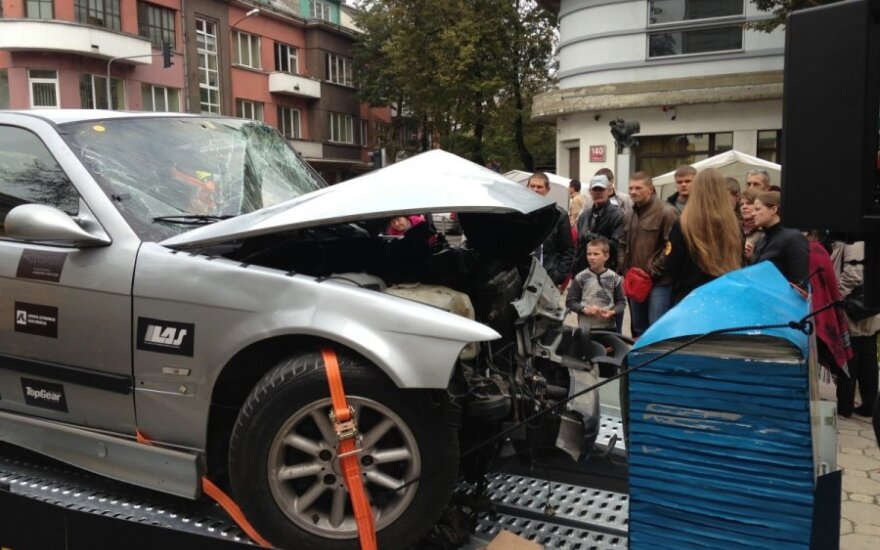 Kaip atpažinti paslėptus remontuoto automobilio pėdsakus?