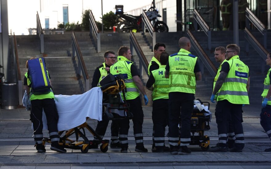 Per šaudynes prekybos centre Kopenhagoje yra žuvusiųjų ir sužeistųjų. EPA-ELTA nuotr.