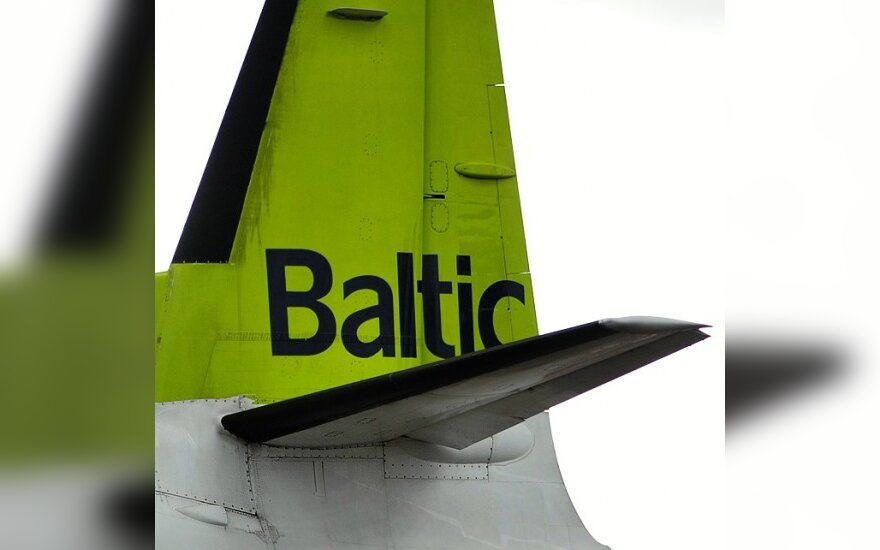 Rygoje „airBaltic“ lėktuvas vėl atliko avarinį nusileidimą
