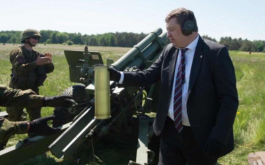 Baltijos ir Šiaurės šalys sieks paprastesnio karinių pajėgų judėjimo