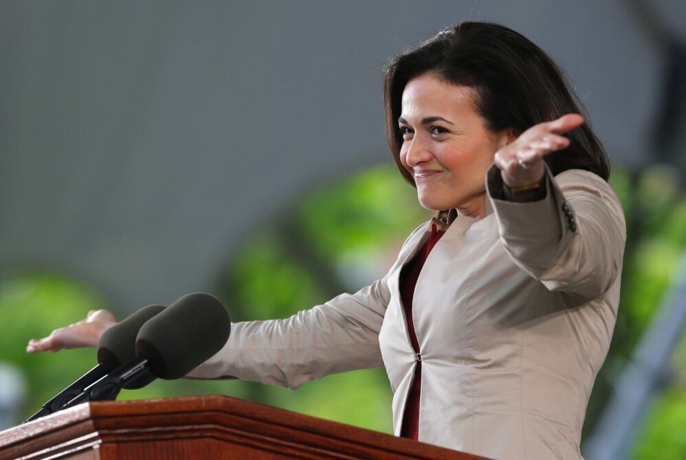 „Meta“ generalinė administracijos direktorė Sheryl Sandberg pranešė apie pasitraukimą