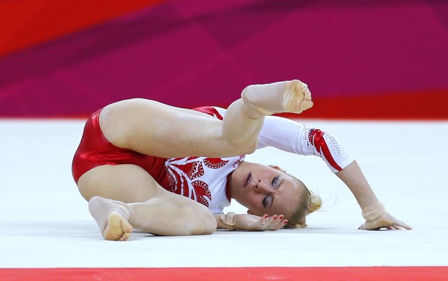 Gimnastikos Varzybose Rusės Klydo Ir Griuvo O Triumfavo Jav Rinktinė Delfi Sportas