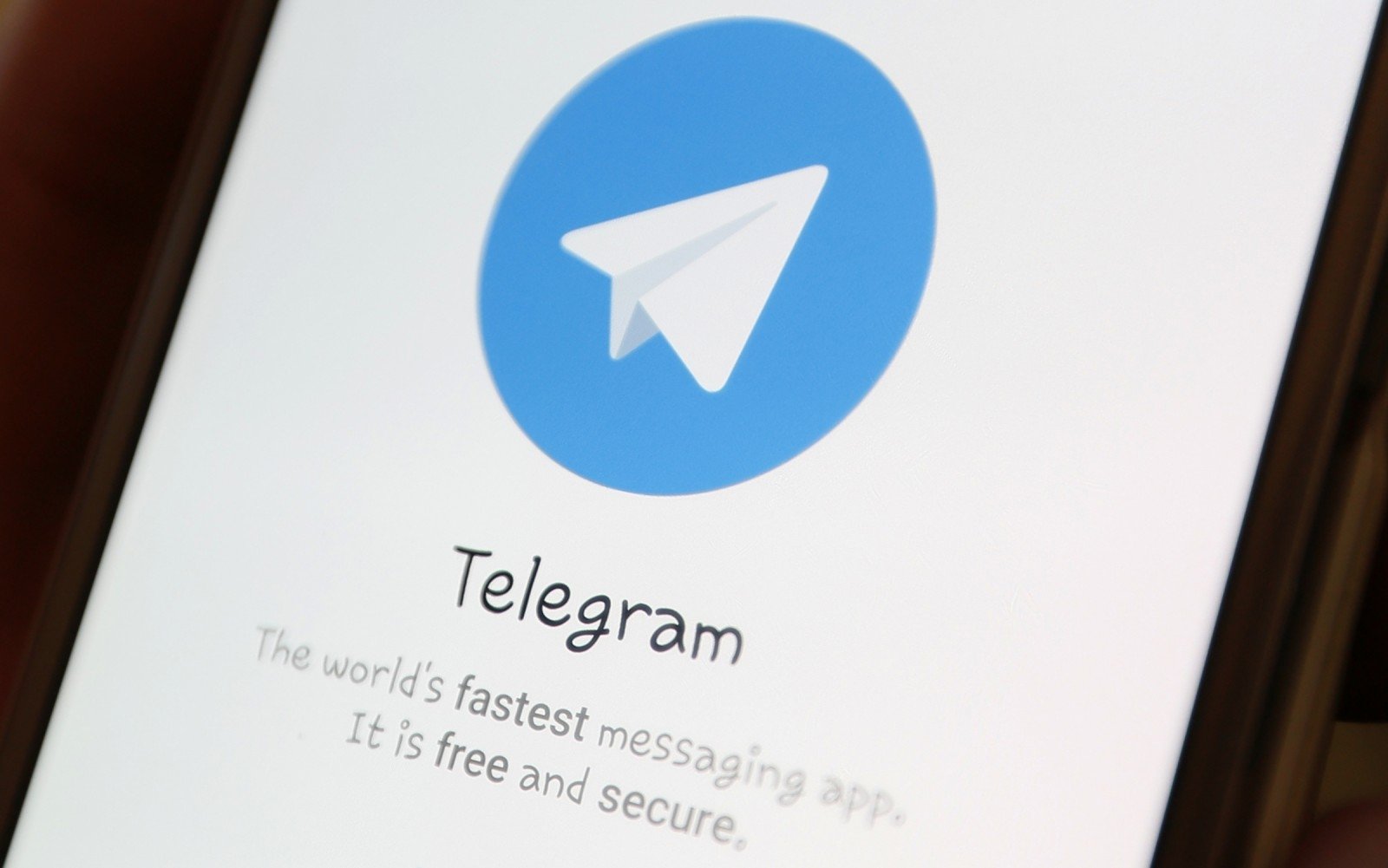 Роскомнадзор решил разблокировать Telegram - RU.DELFI
