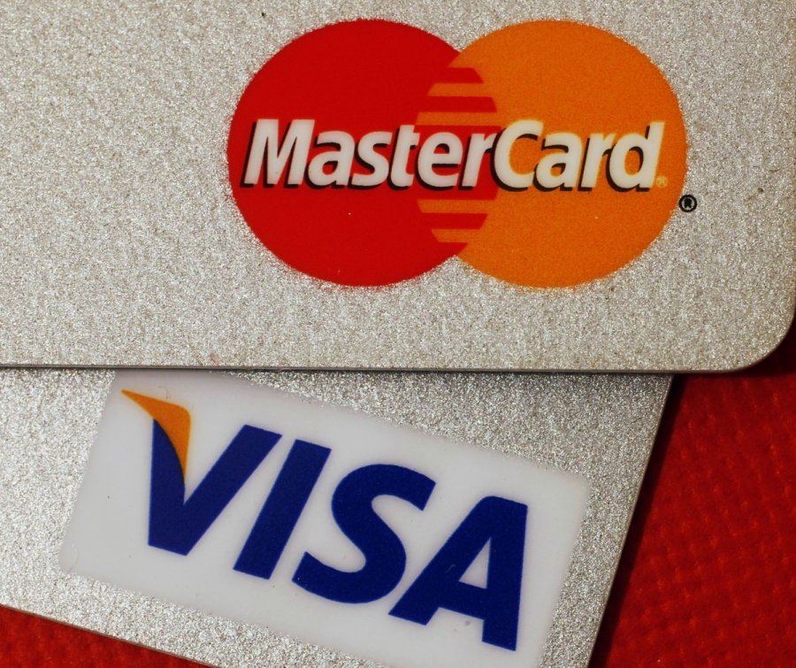 MasterCard обогнала Visa по количеству выпущенных в РФ карт