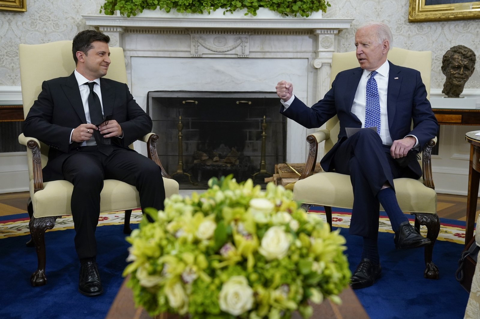 CNN source: Zelensky quarrels with Biden over Russia